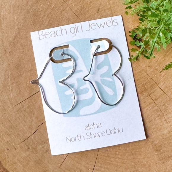 Beach Girl Jewels Aloha Heart Love Earrings Sterling Silver Wire - Picture 1 of 4